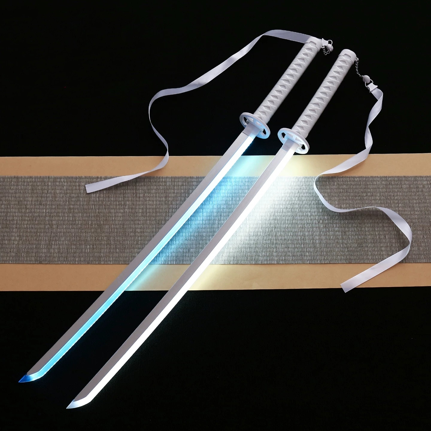 40inch Glow Bleach Katana Led  - Cosplay Prop Katana incelemesi ve fiyatı